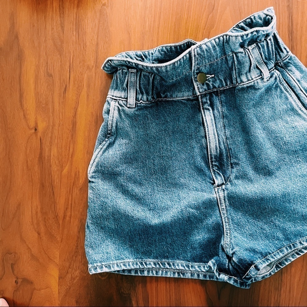 & Other Stories Paperbag Waist Denim Shorts